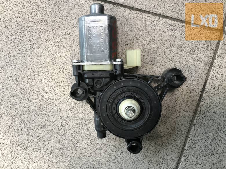 SKODA OCTAVIA III  - bal első ablakemelő motor  5Q0 959 801 B apróhirdetés