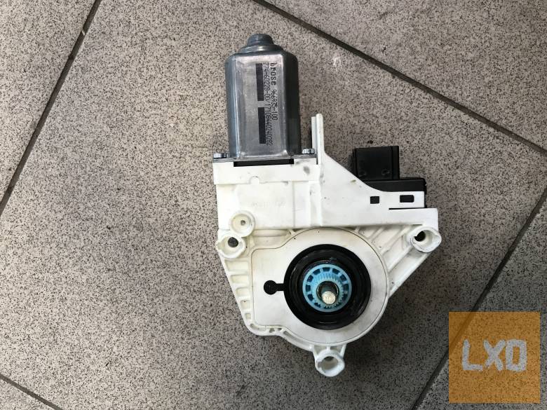 AUDI A4 B8  _*  bal első ablakemelő motor  8K0 959 801 apróhirdetés