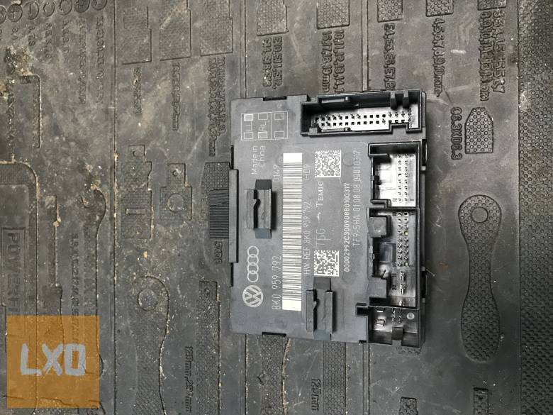 AUDI A4 B8  -- jobb első ajtóvezérlő 8K0 959 792 apróhirdetés