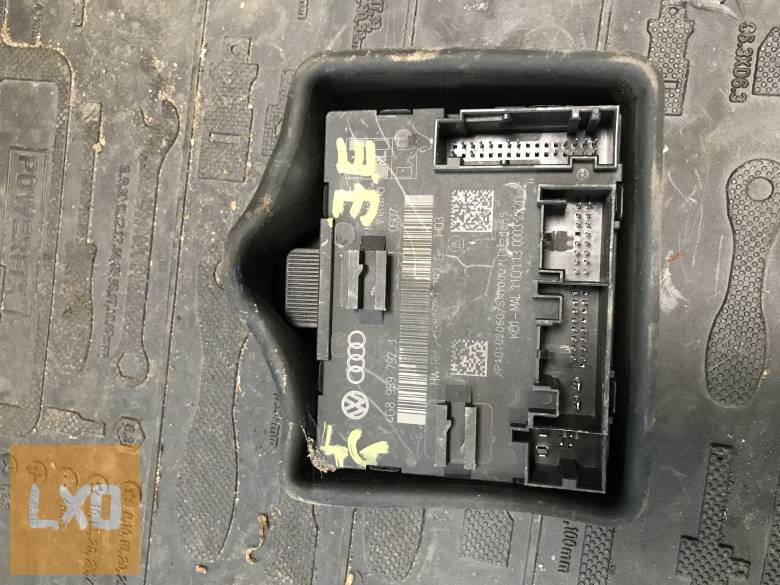 AUDI A6 4G  -- jobb  ajtóvezérlő 4G8 959 792 J apróhirdetés