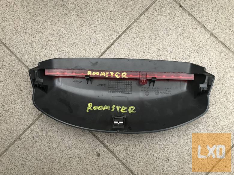 SKODA ROOMSTER  -- pótféklámpa apróhirdetés