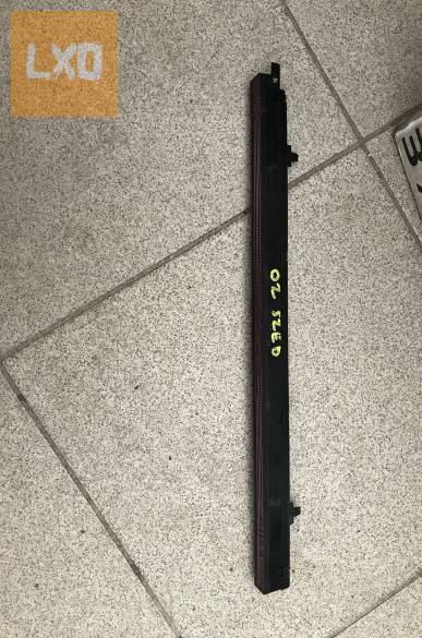 SKODA OCTAVIA II ( 5ajtós)  -- pótféklámpa  1Z5 945 097 apróhirdetés