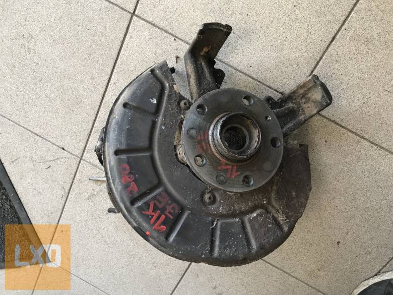 VW GOLF V 1,4 16V - jobb első csonkállvány apróhirdetés