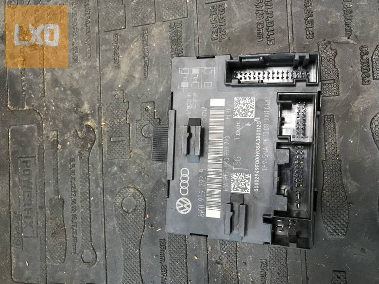 AUDI A4 B8  * bal első ajtóvezérlő 8K0 959 793 B apróhirdetés
