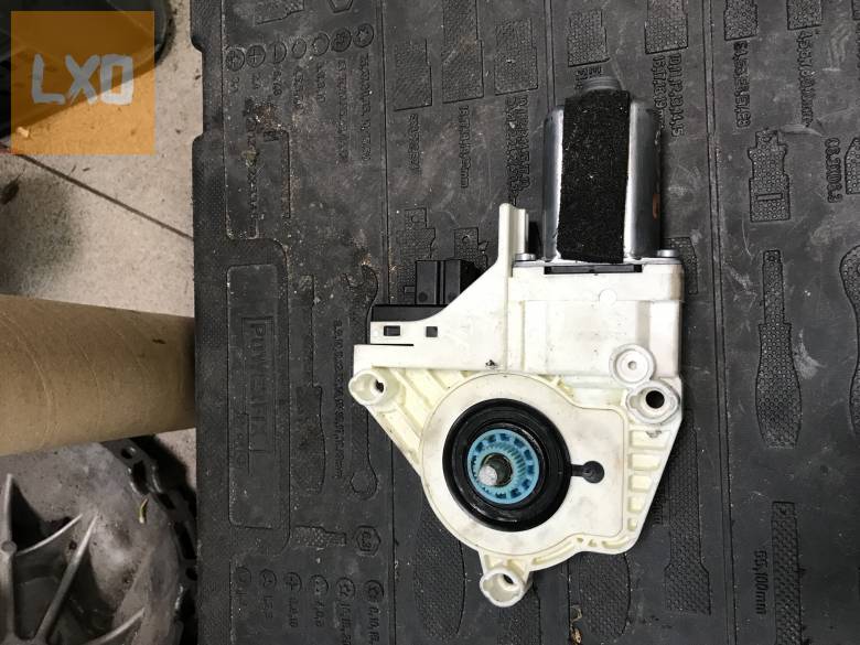 AUDI A5 8T -* jobb első ablakemelő motor 4F0 959 802 D apróhirdetés