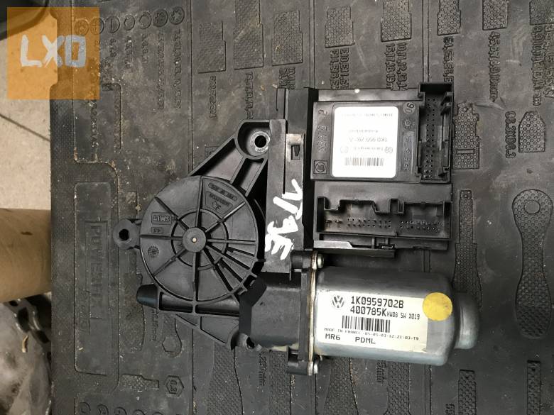 VW TOURAN 1T  -* jobb első ablakemelő motor 1K0 959 792 A apróhirdetés