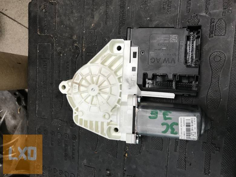 VW PASSAT B6  - jobb első ablakemelő motor 3C0 959 792 C apróhirdetés