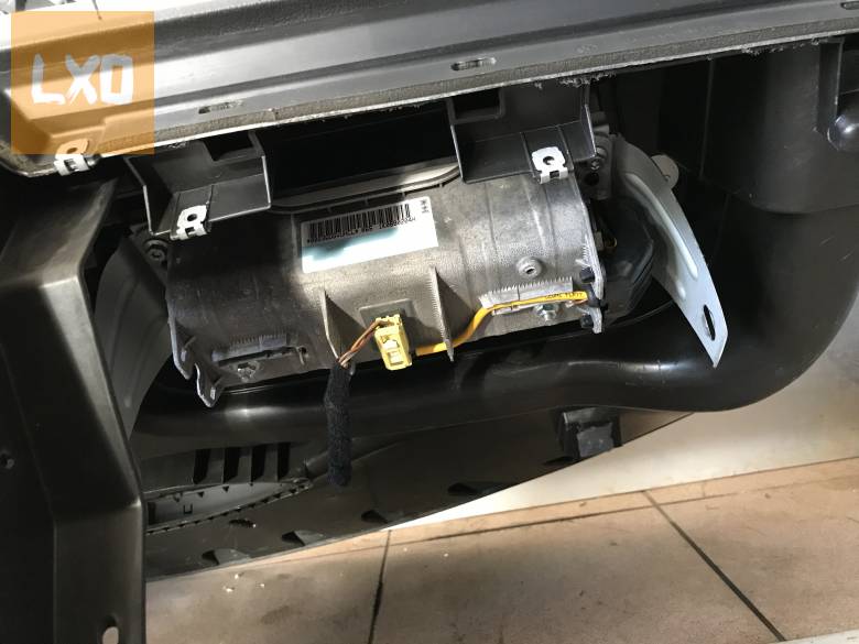 VW GOLF PLUS ( FL előtti) légzsák szett apróhirdetés