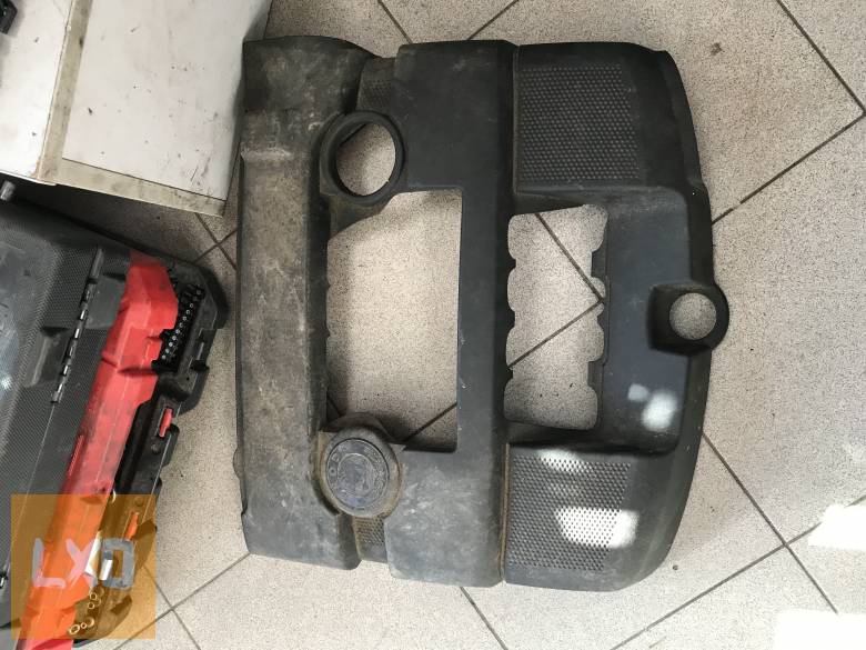 SKODA OCTAVIA II 1,6 BSE motorburkolat 06A 103 925 CF apróhirdetés