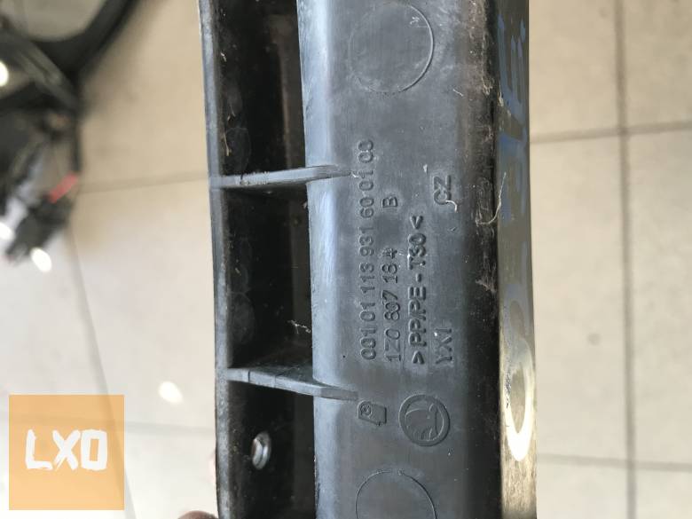SKODA OCTAVIA II (FL előtti) jobb első lökhárító tartó 1Z0 807 184 B apróhirdetés