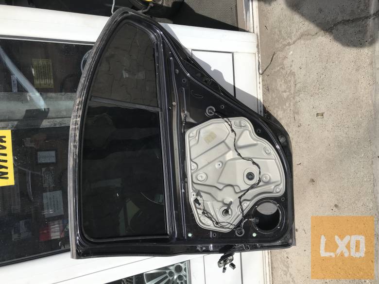 SKODA OCTAVIA II ( 5 ajtós) jobb hátsó ajtó apróhirdetés