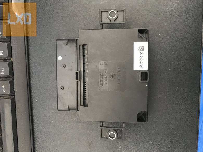 AUDI A4 B8 -- kézifék vezérlő 8K0 907 801 C apróhirdetés