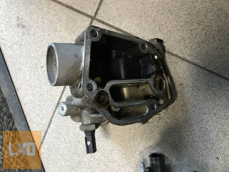 VW GOLF V_OCTAVIA II_LEON 1P 1,6 BSE olajszűrő ház 06A 115 417 apróhirdetés