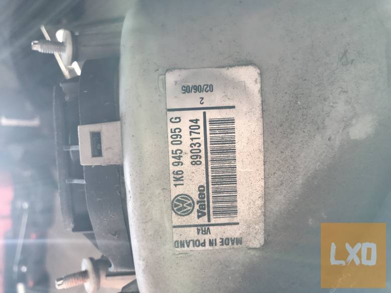 VW GOLF V_ bal hátsó lámpa 1K6 945 095 G apróhirdetés