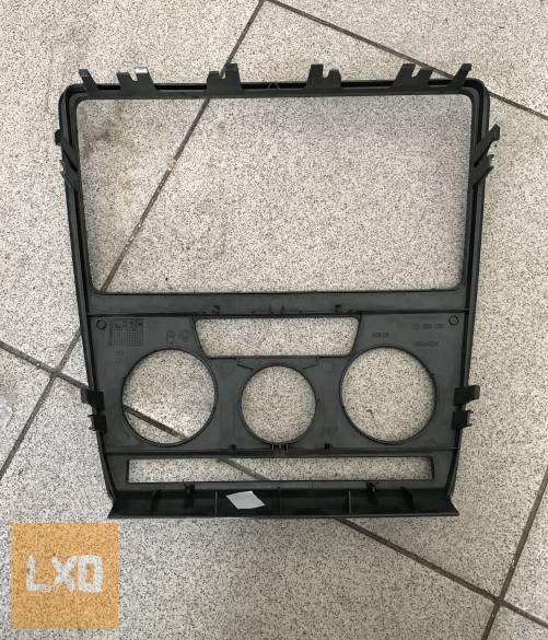 SKODA OCTAVIA II - középkonzol keret 1Z0 858 069 apróhirdetés