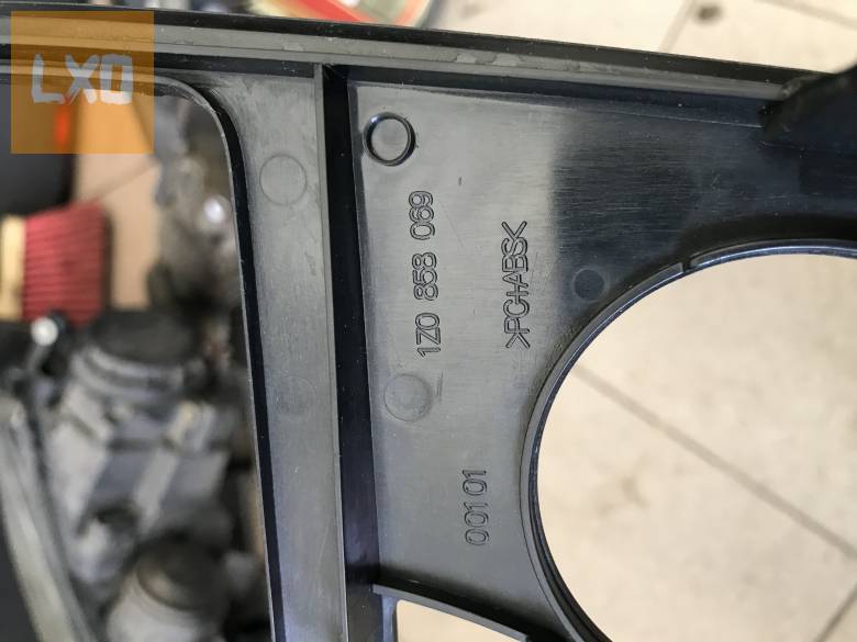 SKODA OCTAVIA II - középkonzol keret 1Z0 858 069 apróhirdetés