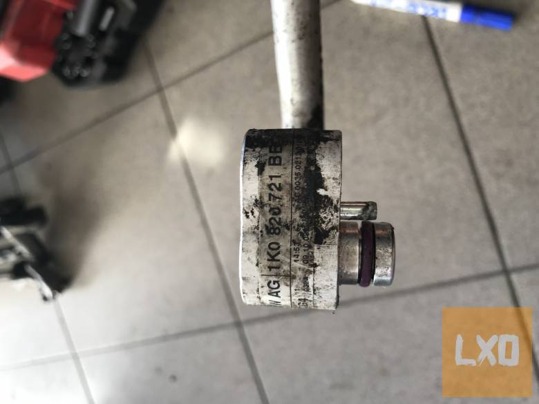 VW GOLF IV_OCTAVIA I_LEON 1M 1,6 BSE klímacső 1K8 820 721 BB apróhirdetés