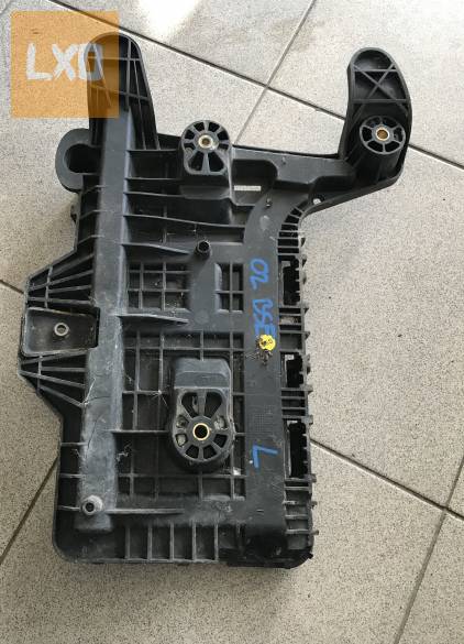 VW GOLF V_OCTAVIA II_LEON 1P 1,6 BSE akkumulátor tálca 1K0 915 333 apróhirdetés