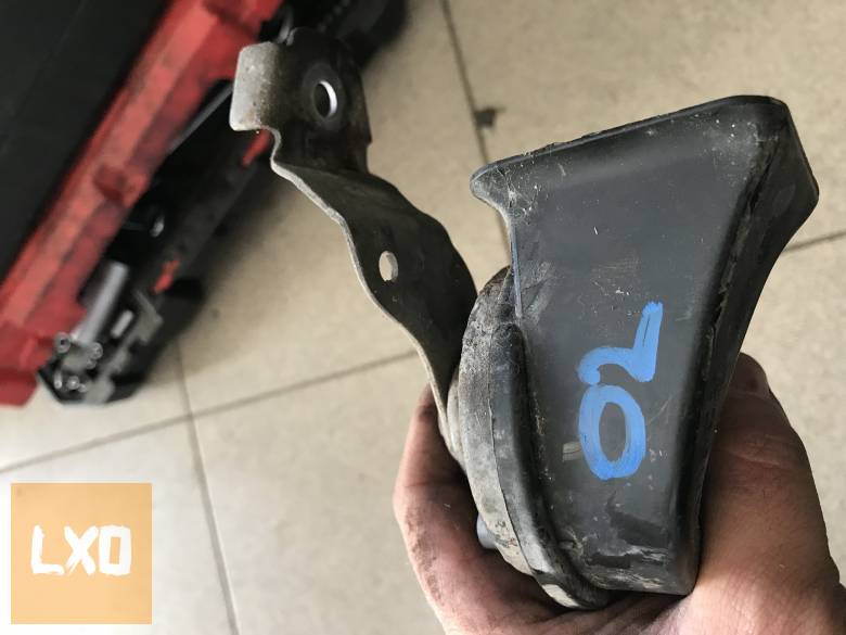 SKODA OCTAVIA II - kürt apróhirdetés