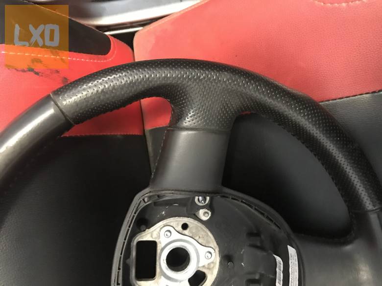 AUDI A3 8P - bőr kormány ( 3 ágú) apróhirdetés