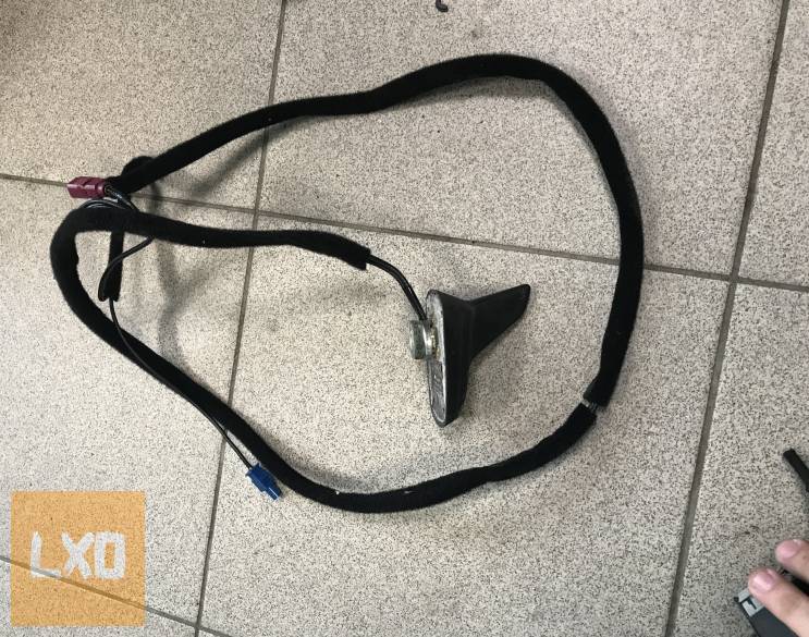 AUDI A3 8P ( 3 ajtós) antenna 8P0 035 503 K apróhirdetés