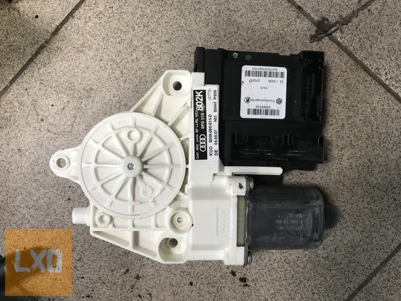 AUDI A3 8P ( 3 ajtós) jobb ablakemelő motor 8P0 959 802 K apróhirdetés