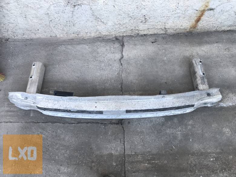 AUDI A4 B7 Avant  * hátsó lökhárító merevítő apróhirdetés