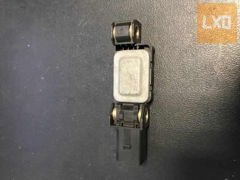 AUDI A3 8P  * ütközés érzékelő 4B0 959 643 C apróhirdetés