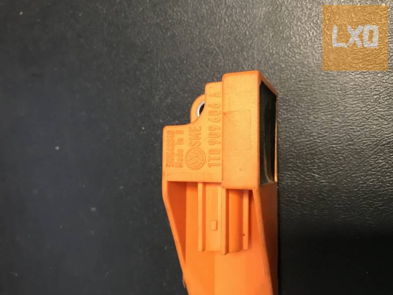 VW TOURAN 1T * ütközés érzékelő 1T0 909 606 A apróhirdetés