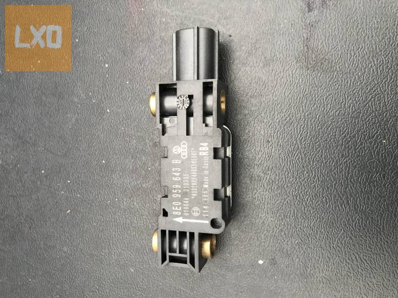 AUDI A4 B7  * ütközés érzékelő 8E0 959 643 B apróhirdetés