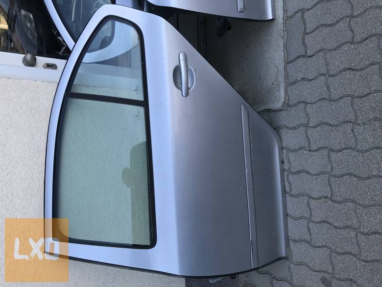 SKODA OCTAVIA II ( 5ajtós) bal hátsó ajtó apróhirdetés