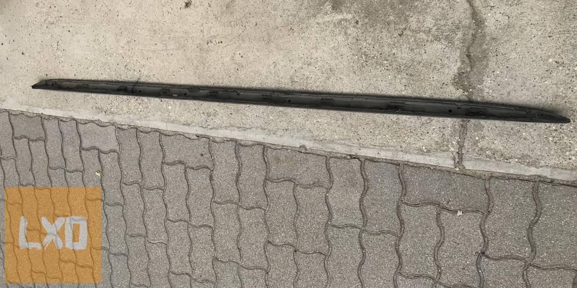 AUDI A5 8T Coupe * bal küszöb burkolat 8T0 854 931 A apróhirdetés