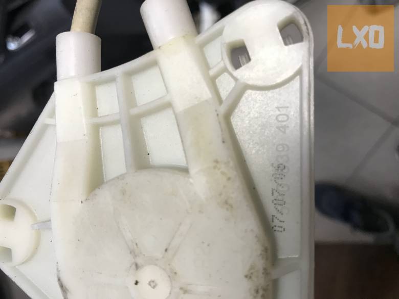 Seat ALTEA 5P * bal hátsó ablakemelő szerkezet 5P0 839 401 apróhirdetés