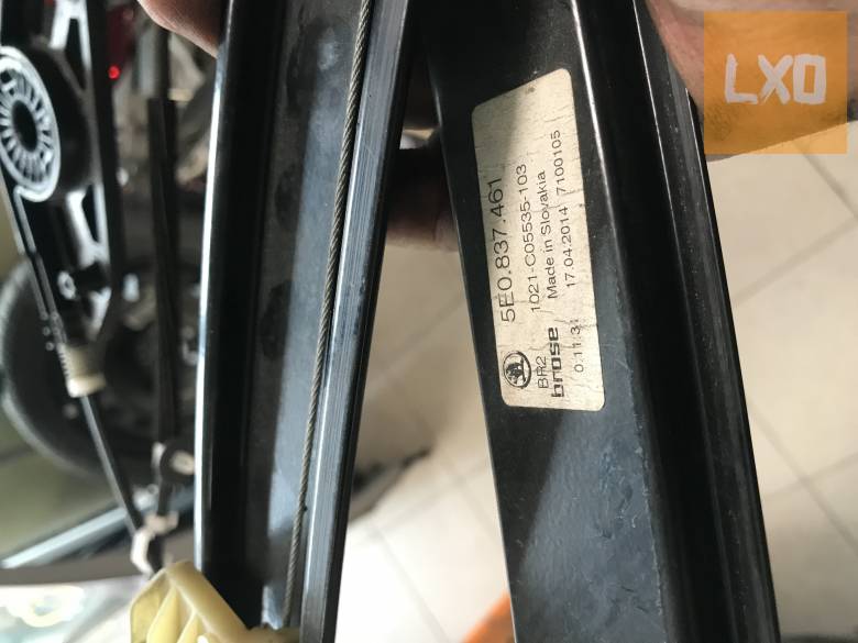 SKODA OCTAVIA III * bal első ablakemelő szerkezet apróhirdetés