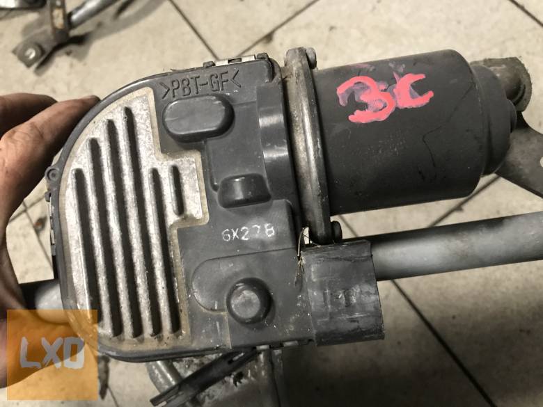 VW PASSAT B6 * ablaktörlő szerkezet motorral 3C1 955 023 apróhirdetés