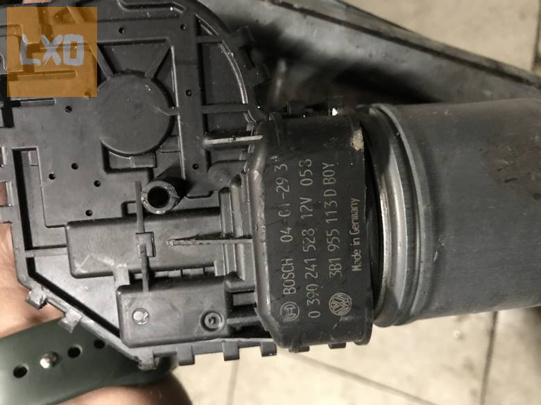 VW PASSAT B5.5 ** ablaktörlő szerkezet motorral 3B1 955 113 D apróhirdetés