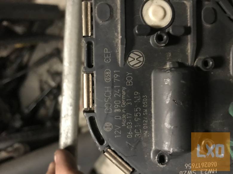 VW PASSAT B6 * ablaktörlő szerkezet motorral 3C1 955 119 apróhirdetés