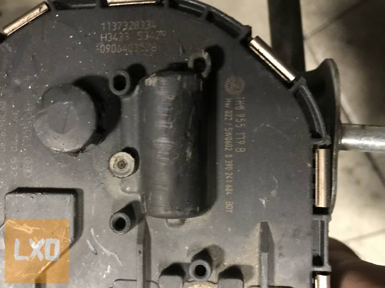 VW SCIRROCCO  * ablaktörlő szerkezet motorral 1K8 955 119 B apróhirdetés