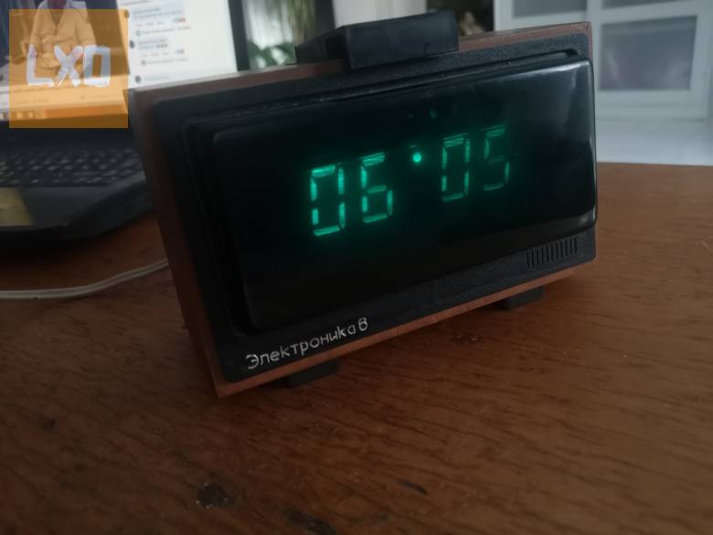 retro orosz Elektronika 6 asztali óra apróhirdetés
