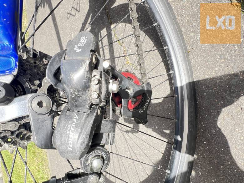 Eladó Montana 28-as aluvázas tracing Kerékpár apróhirdetés