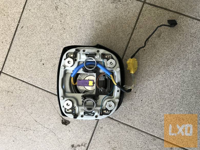 SKODA OCTAVIA II FL * kormánylégzsák 1Z0 880 201 AK apróhirdetés