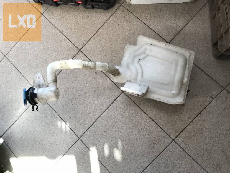 VW GOLF V  ablakmosó tartály motorral apróhirdetés