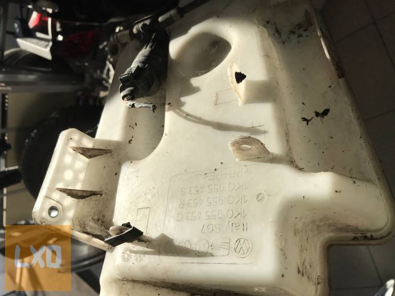 VW GOLF V  ablakmosó tartály motorral apróhirdetés