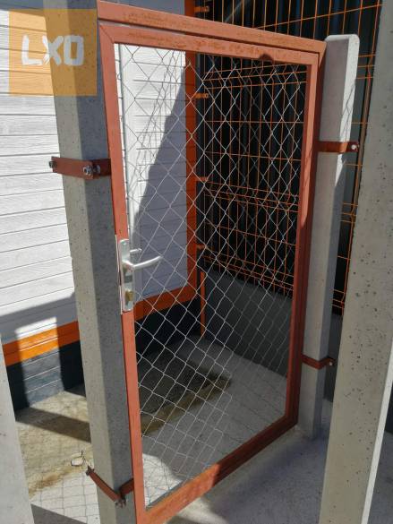 Kapu, nagykapu, kiskapu, kerítés oszlop, vadháló, drótfonat, drótháló apróhirdetés