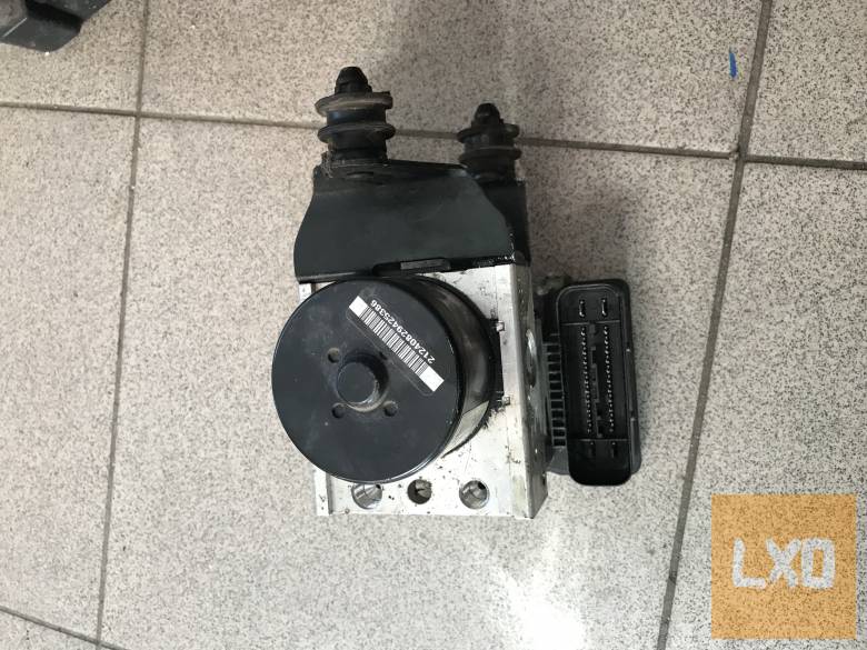 SKODA OCTAVIA II 1,6 BSE - ABS kocka 1K0 907 379 AF apróhirdetés