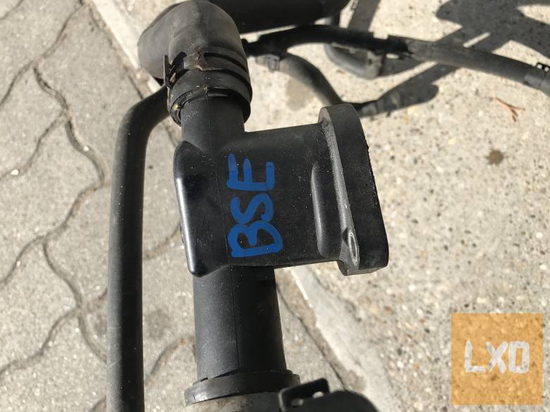 VW GOLF V 1,6 BSE - VÍZCSÖVEK apróhirdetés