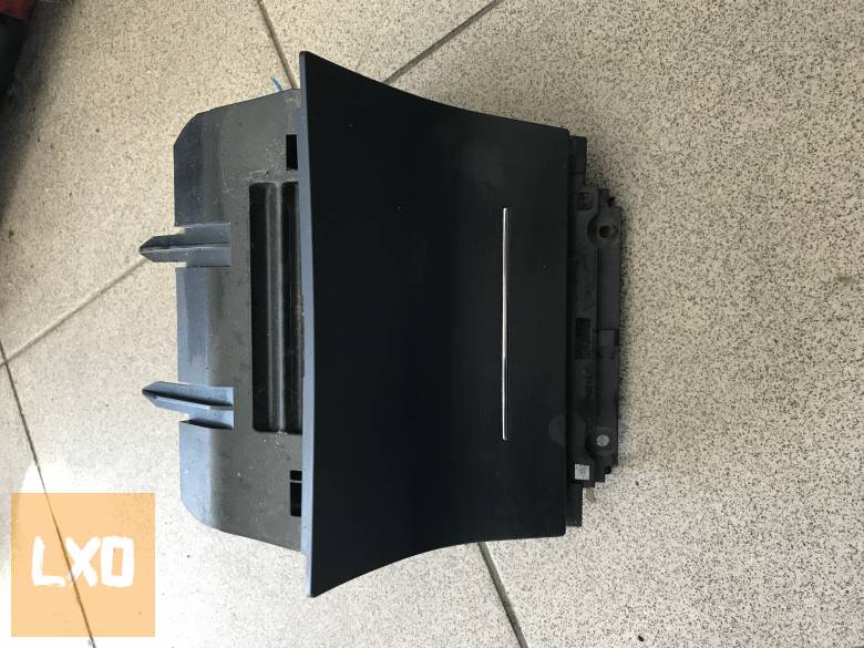 SKODA OCTAVIA II * tároló / hamutál 1Z1 863 077 A apróhirdetés