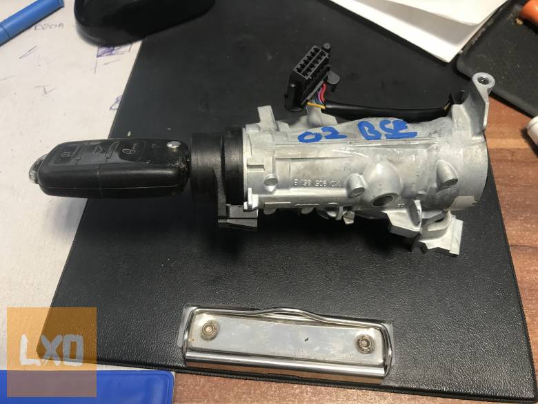 SKODA OCTAVIA II * gyújtáskapcsoló apróhirdetés