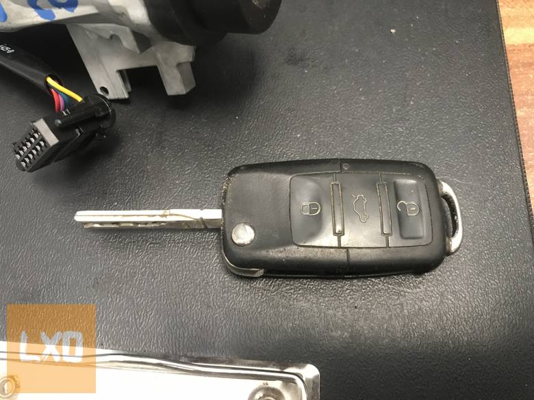 SKODA OCTAVIA II * gyújtáskapcsoló apróhirdetés