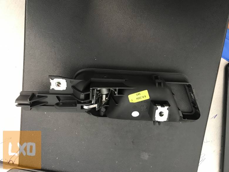 VW GOLF V * bal első belső kilincs apróhirdetés